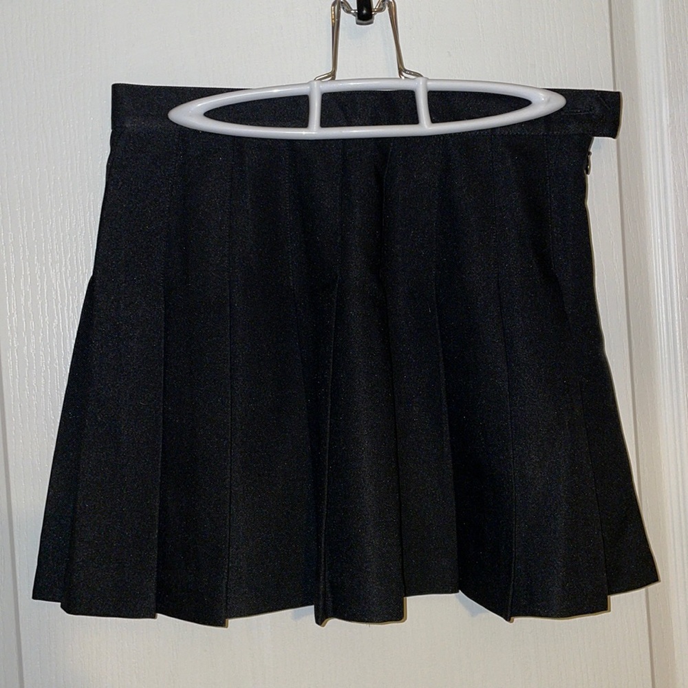 American Apparel Pleated Skirt
